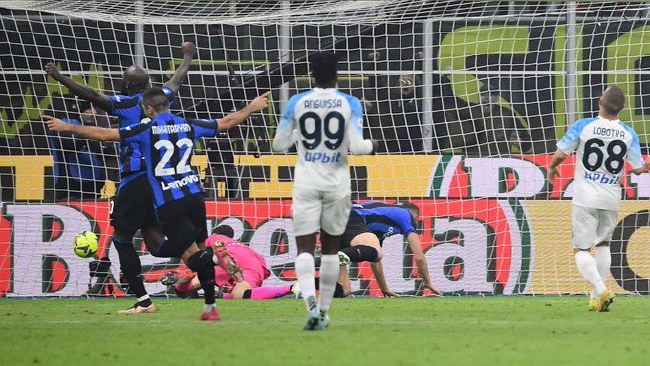  国际米兰依靠哲科绝杀一比零险胜莱切  