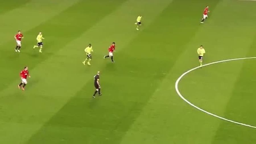  佛罗伦萨反击犀利高效，快速转换奠定胜局基础