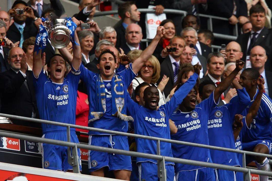  马赛德比战火星撞地球，里昂客场逆袭改写格局