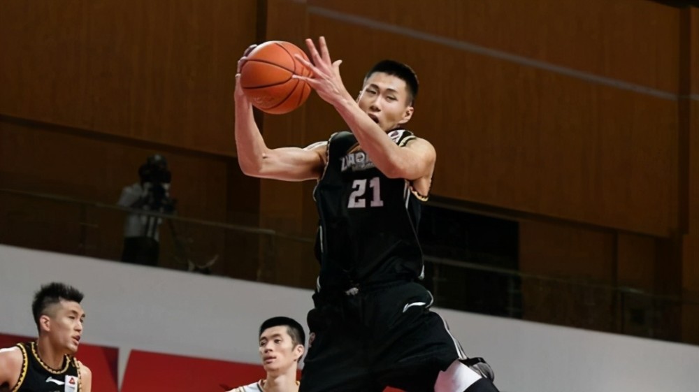  昂热锋线集体哑火闷平第戎遭诟病